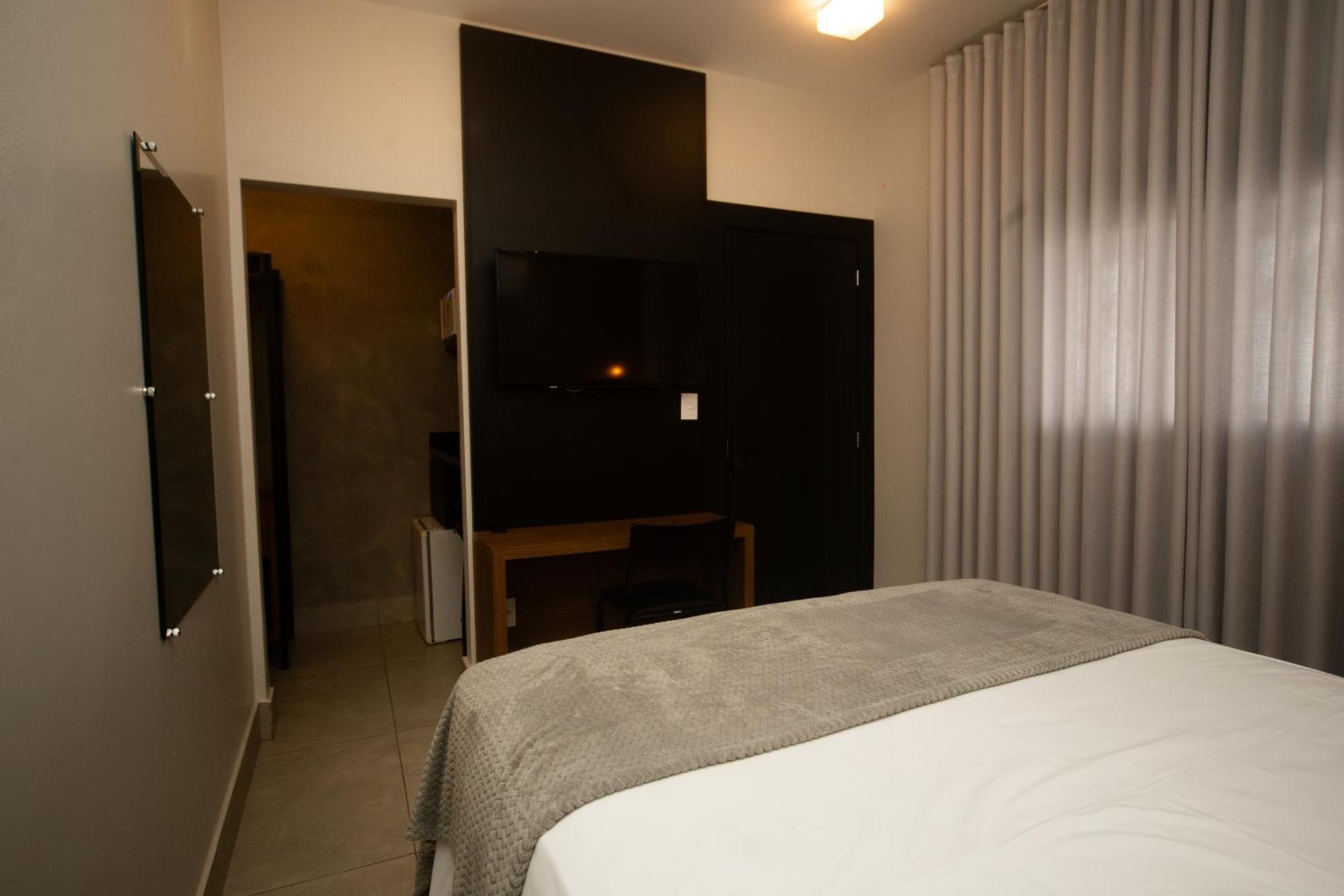 酒店 Hotel Cidade Araxa 3*